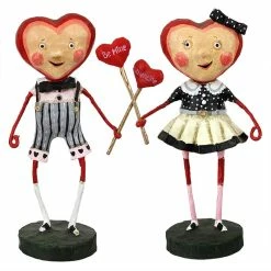 Deals 🛒 Traditions Valentine Couple 🥰